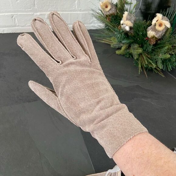 Vintage 80s Deadstock NWT Tan Nubuck (Suede) Thinsulate Women's Driving Gloves - - Picture 9 of 9
